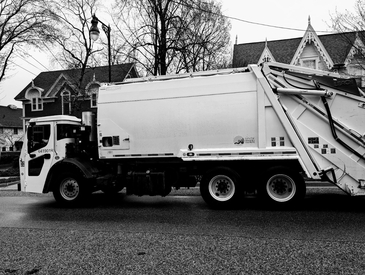 Garbage truck