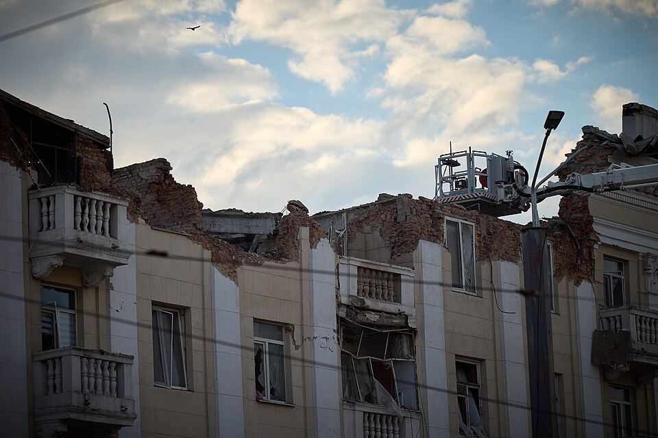 In_Dnipro,_Ukraine_President_Volodymyr_Zelenskyy_thanked_the_rescuers_Who_are_Eliminating_the_Consequences_of_the_Russian_Attack_on_19_April_2024_-_9