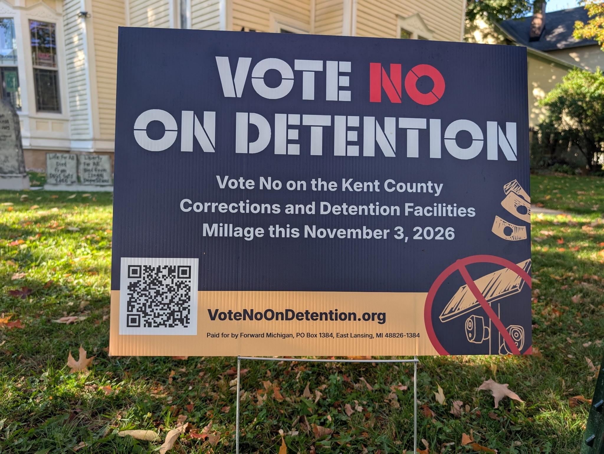 Detention sign